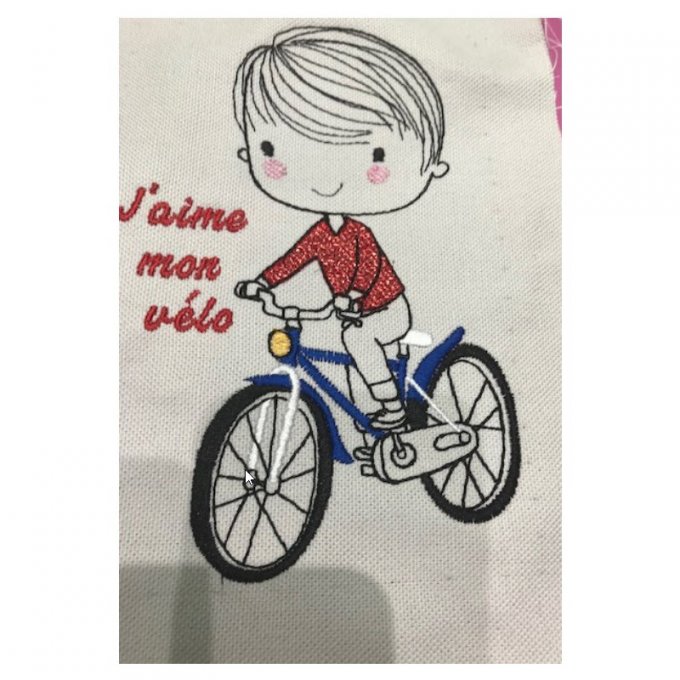 Garçon à vélo