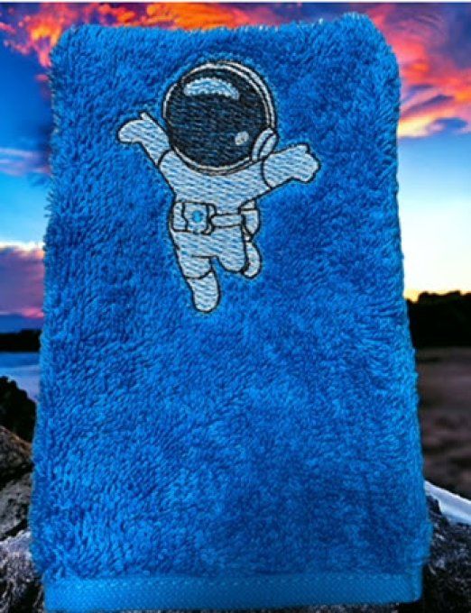 Les gants série 13, L'astronaute